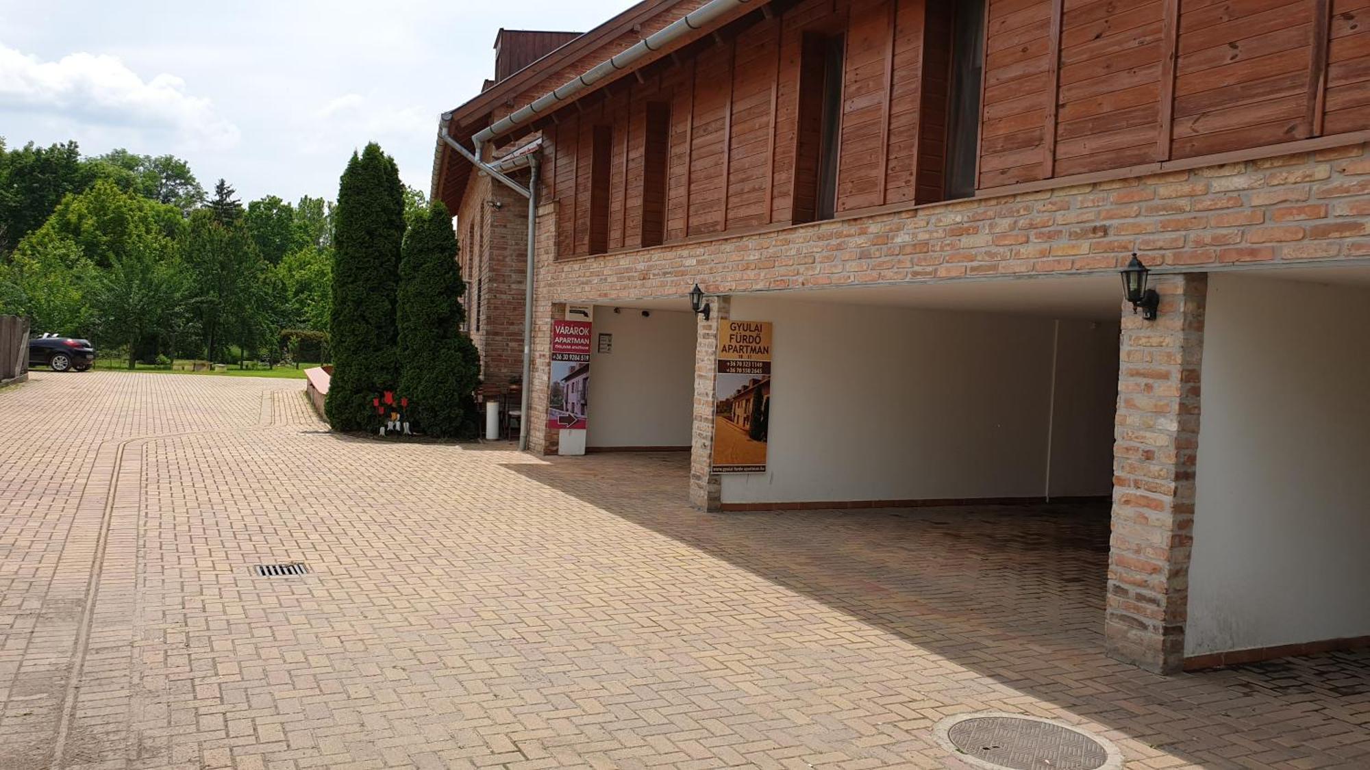 Gyulai Fuerdoe Apartman Exteriér fotografie