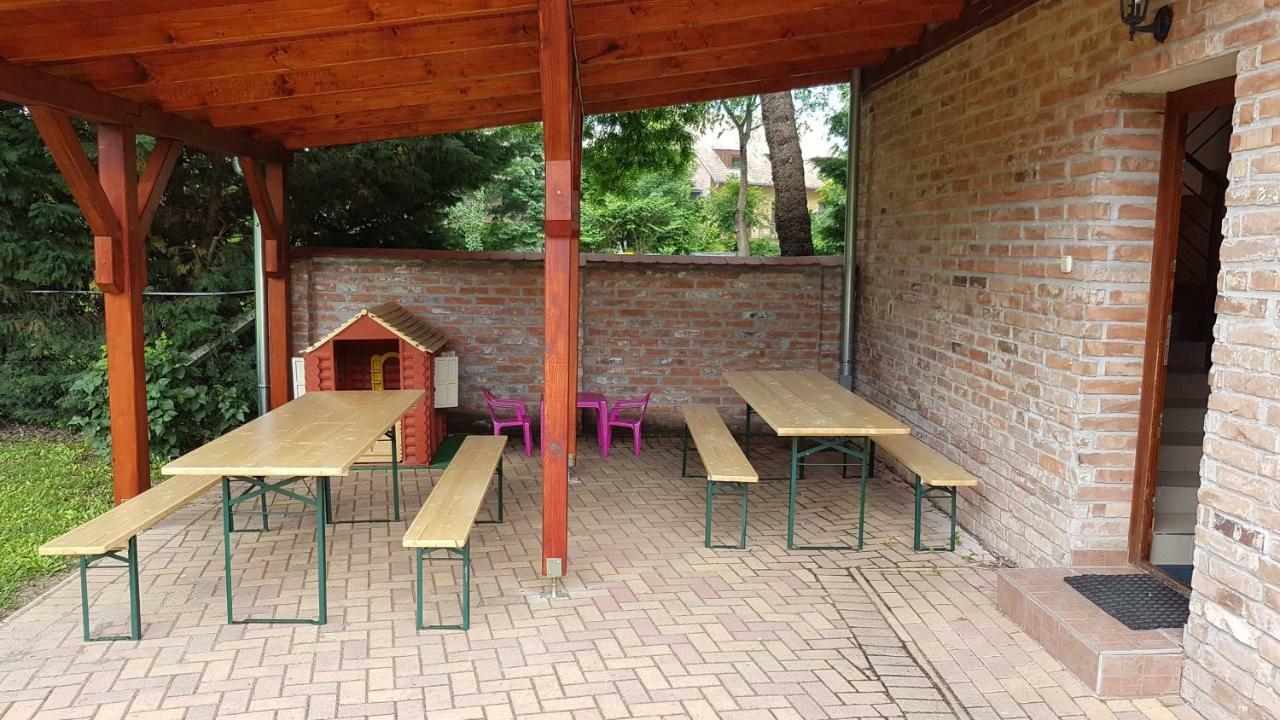 Gyulai Fuerdoe Apartman Exteriér fotografie
